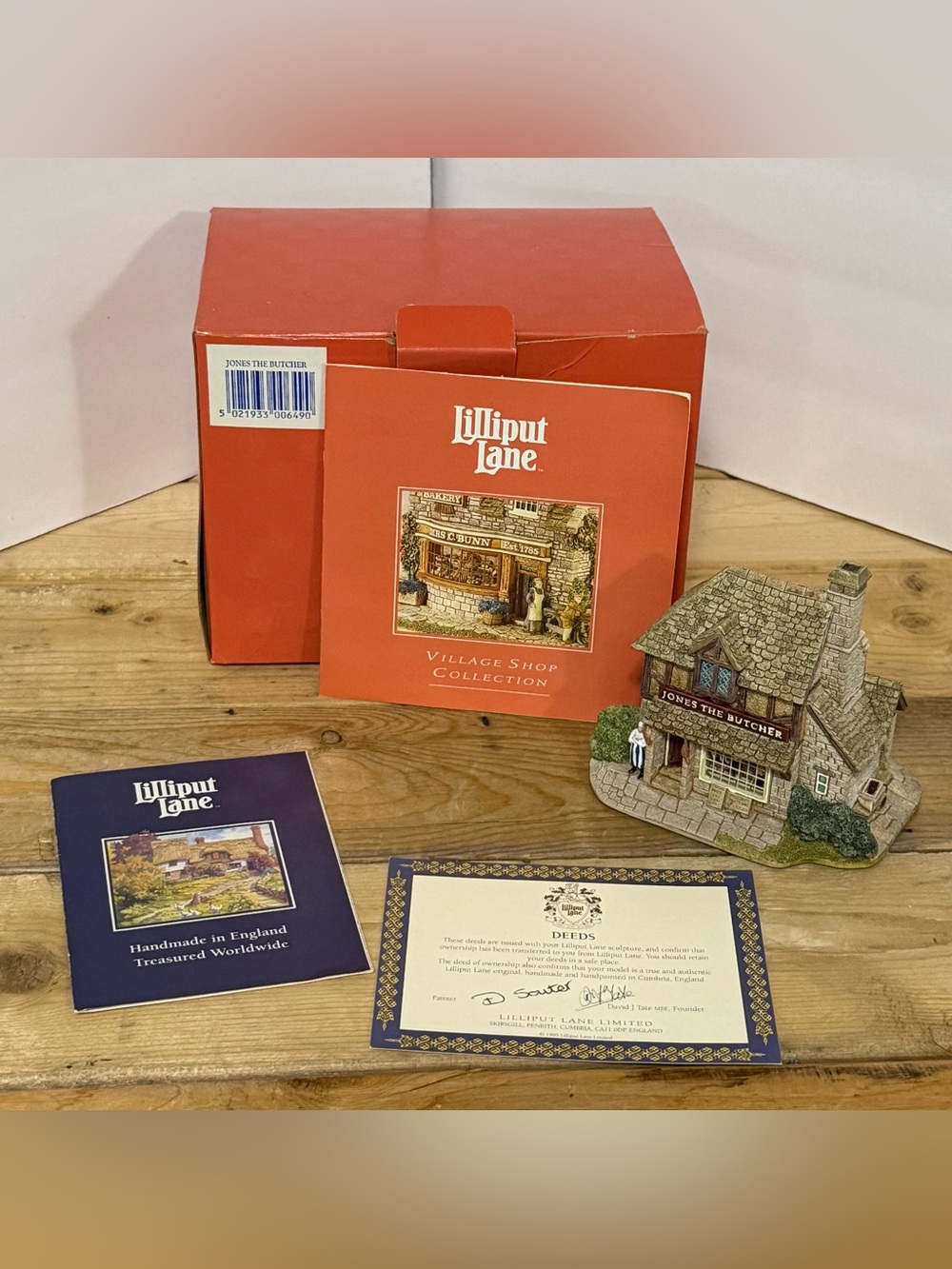 1993 Lilliput Lane Jones The Butcher Village Shop Boxed w Deed Retired English